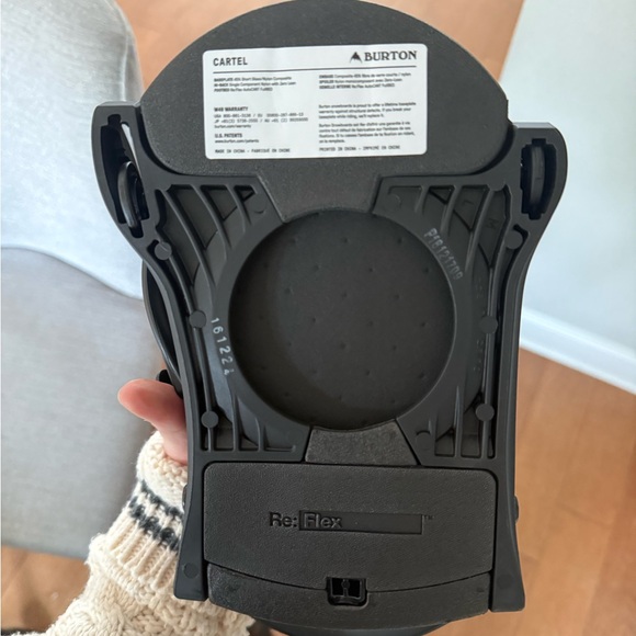 Burton Cartel Men’s Black Snowboard Bindings - Picture 4 of 8